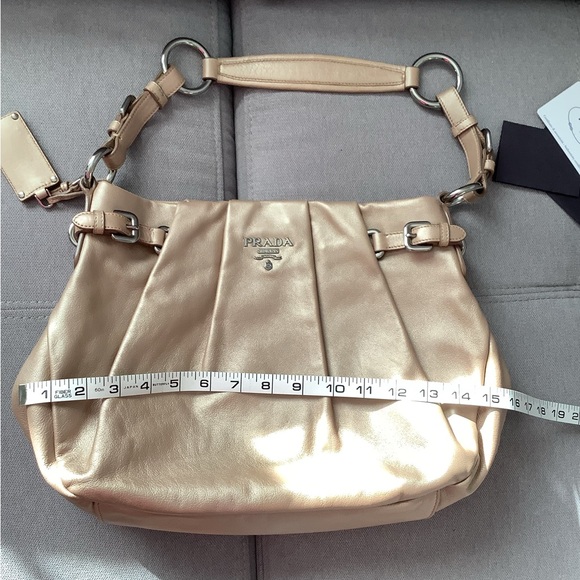 GORGEOUS DRESSY PRADA BAG 🌹🌹🌹 - Picture 5 of 16